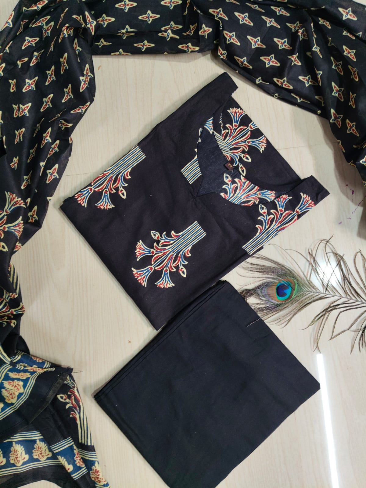 Petals Dupatta Sets  FDS216