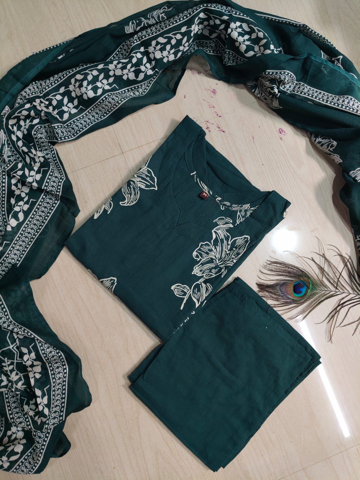 Petals Dupatta Sets  FDS217