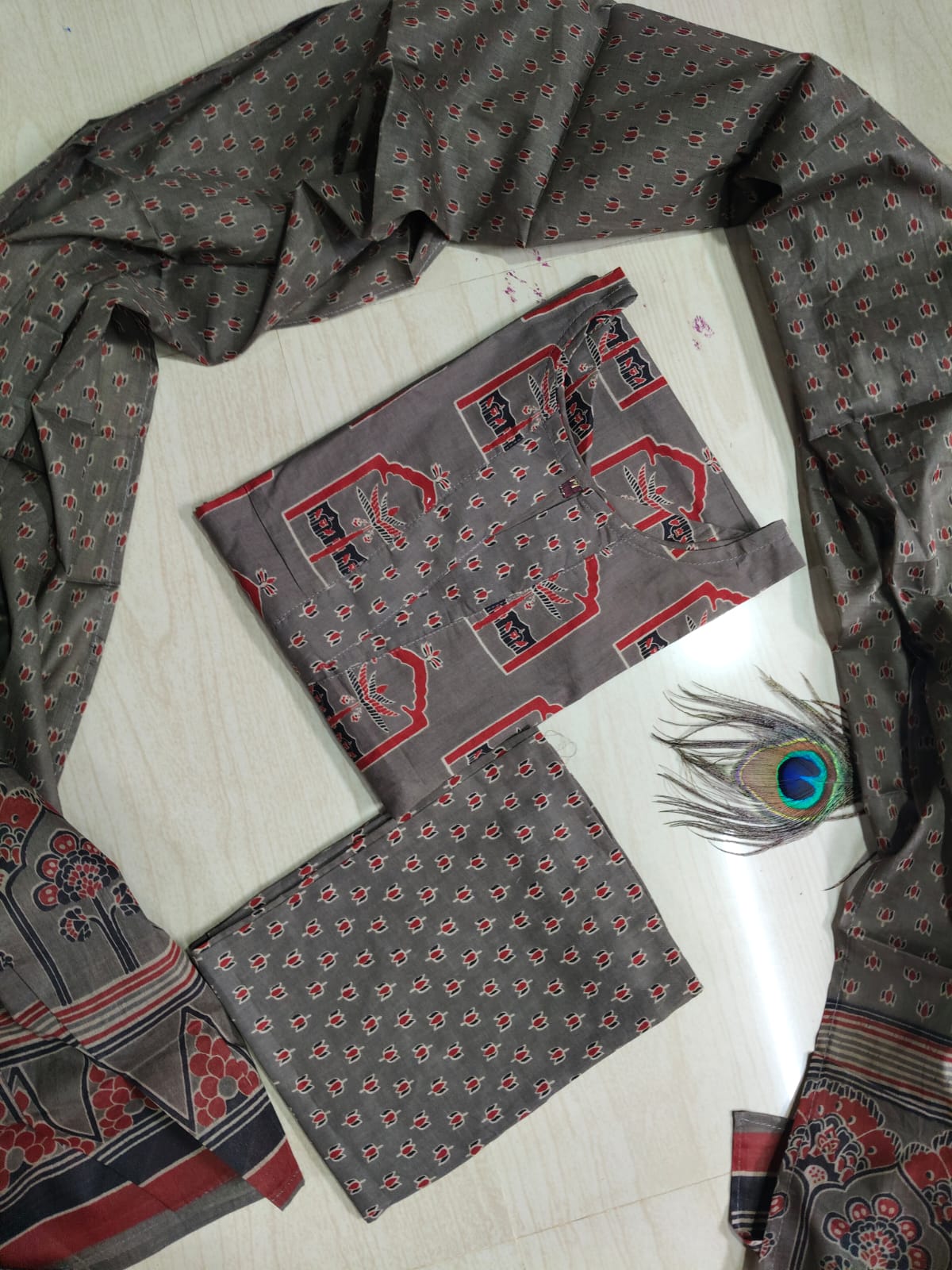 Petals Dupatta Sets  FDS220