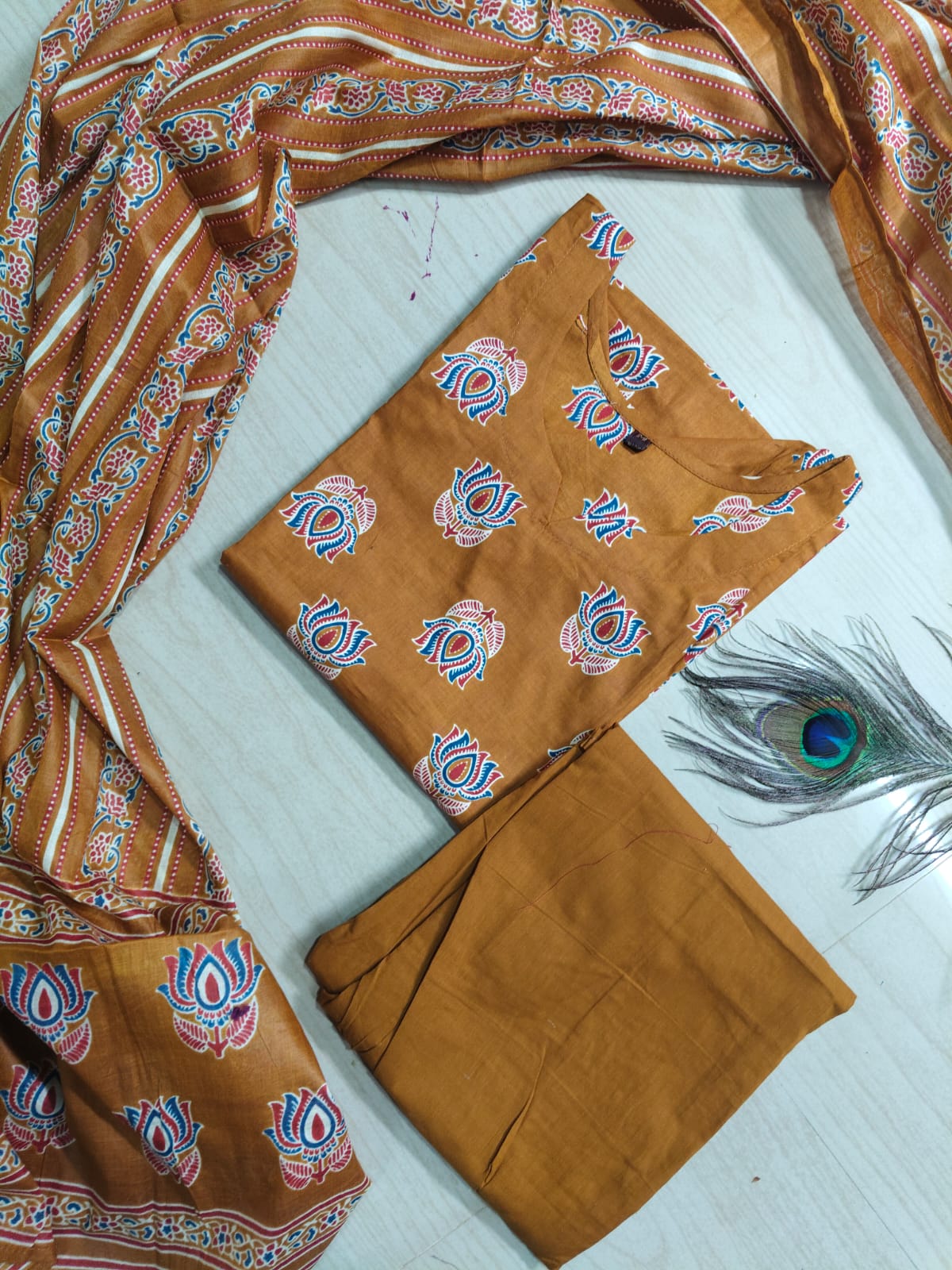 Petals Dupatta Sets  FDS226