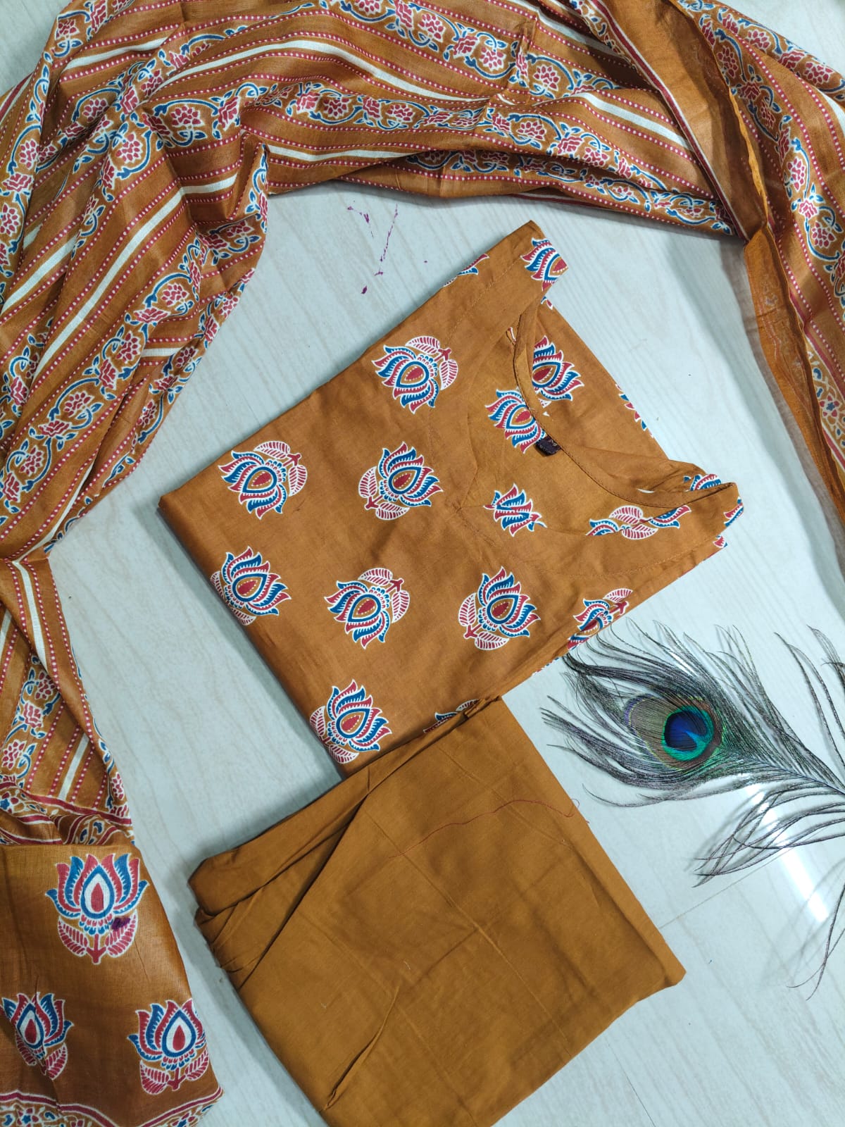 Petals Dupatta Sets  FDS226