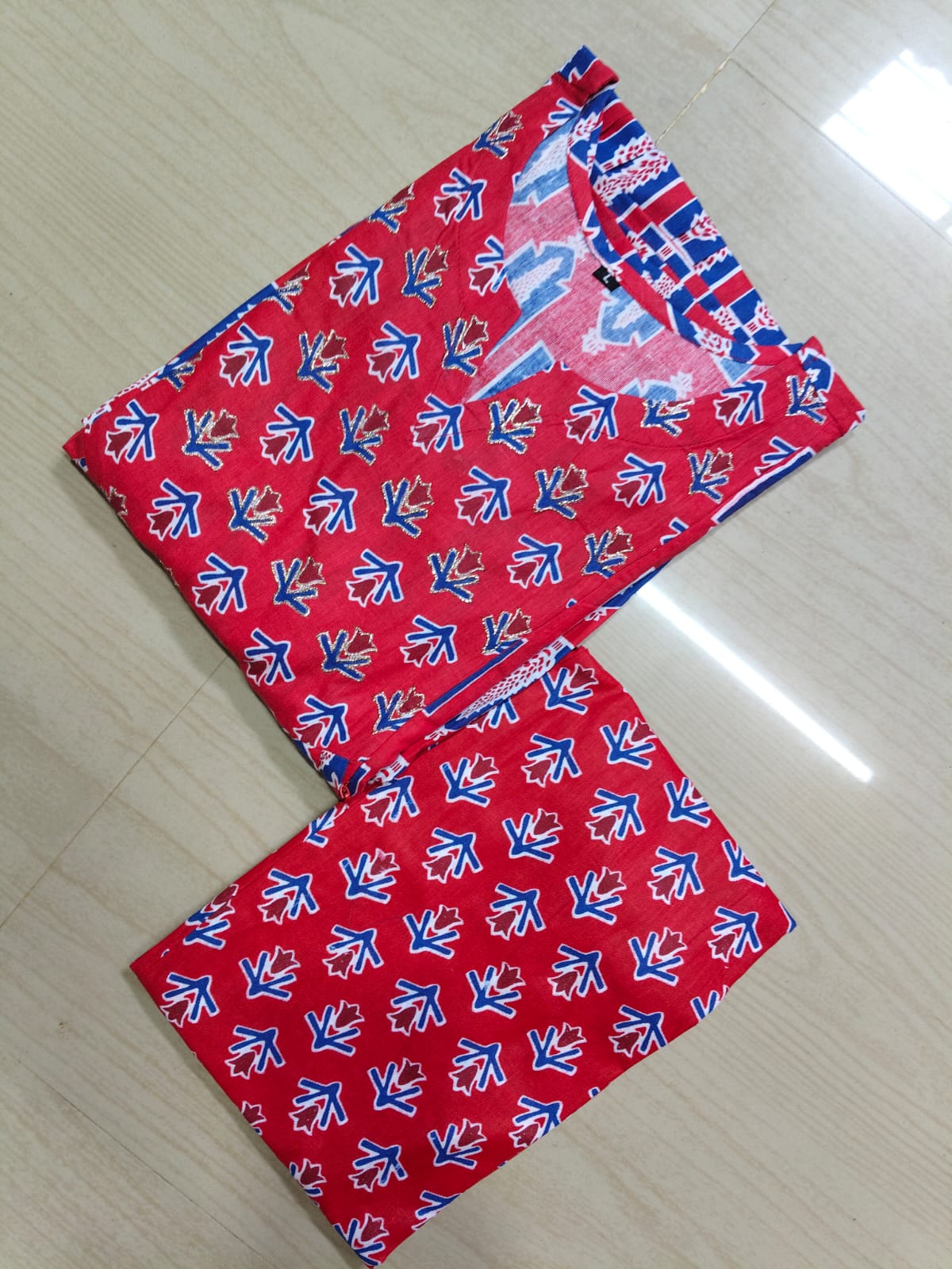 Feeding Kurti With Phant  FKP07