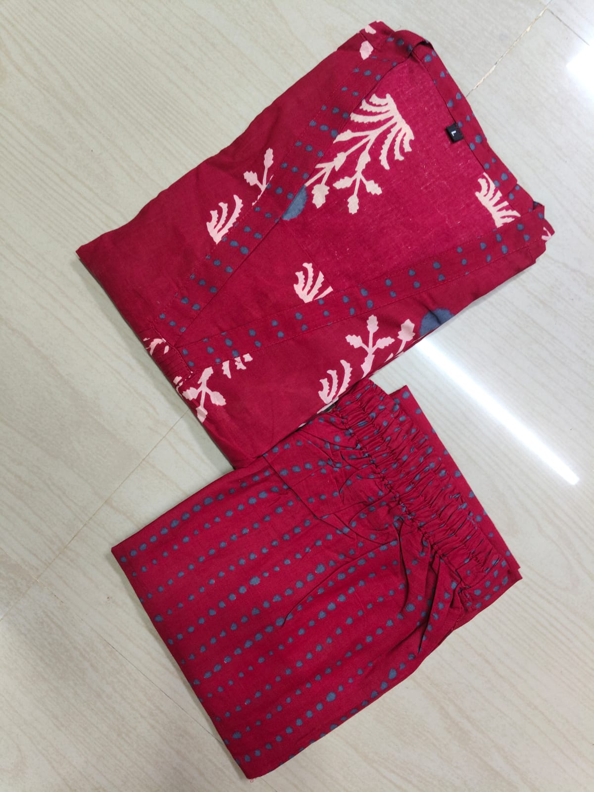 Feeding Kurti With Phant  FKP05