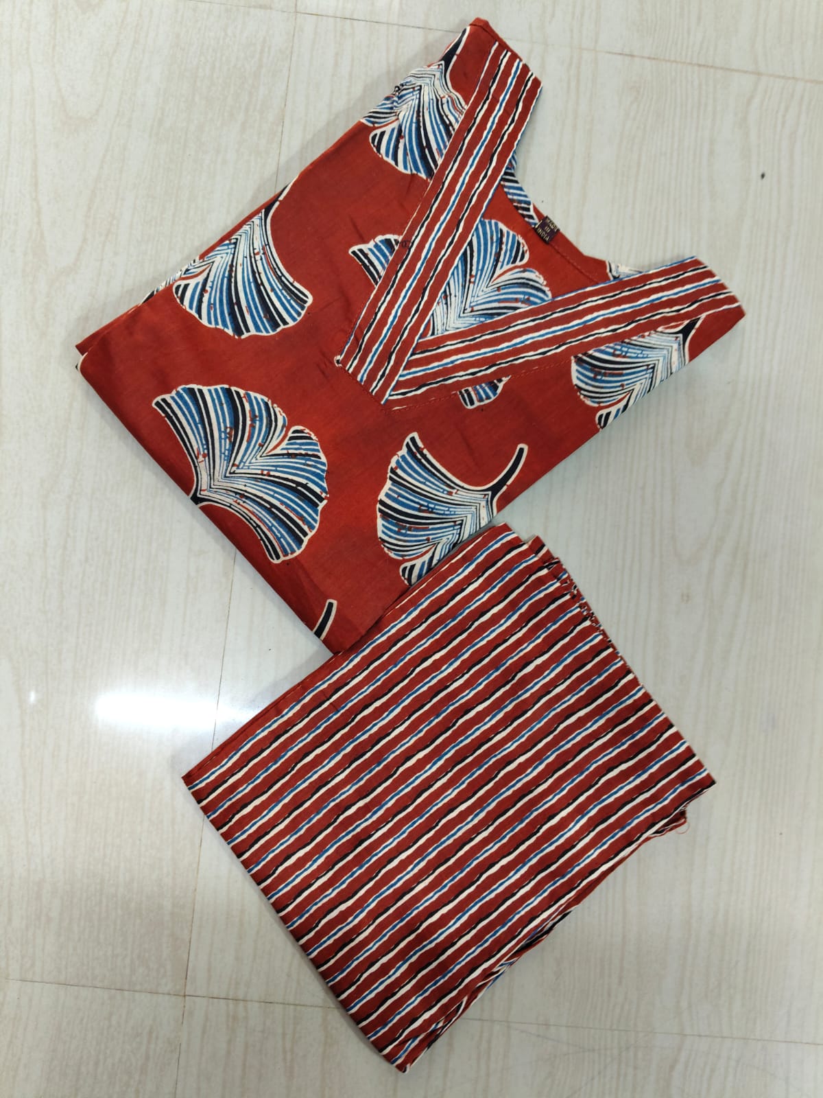 V neck Kurthi with Pant  ALN11