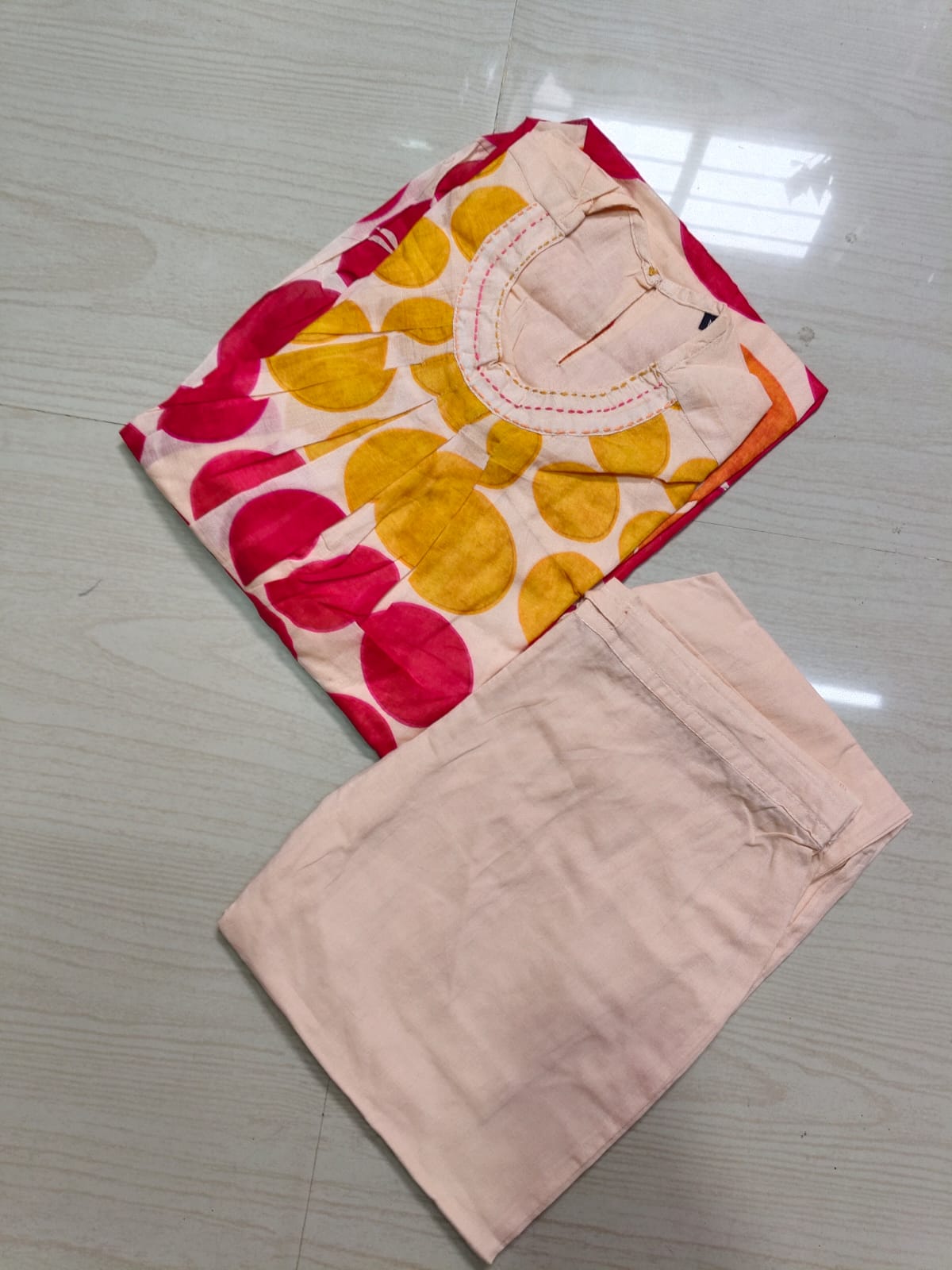 Premium Mull Chandheri Cotton Kurti With Phant  - EKP03