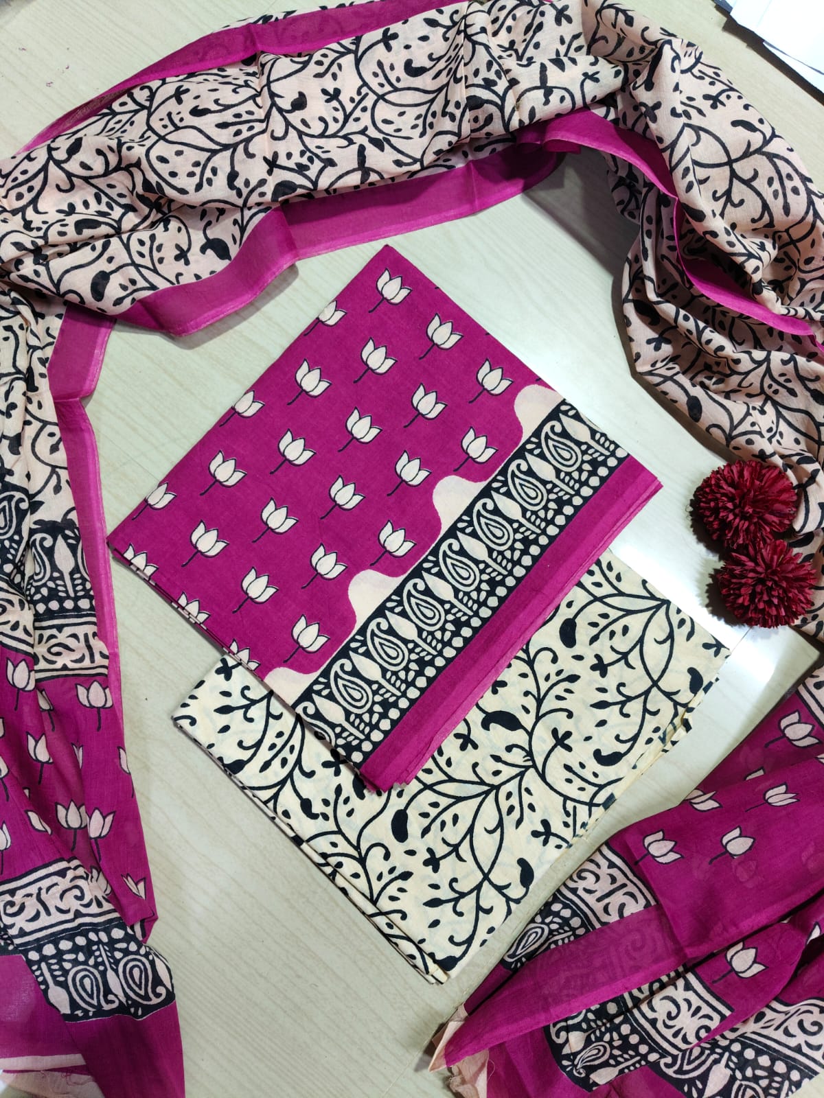 Premium Cotton Suits RS95