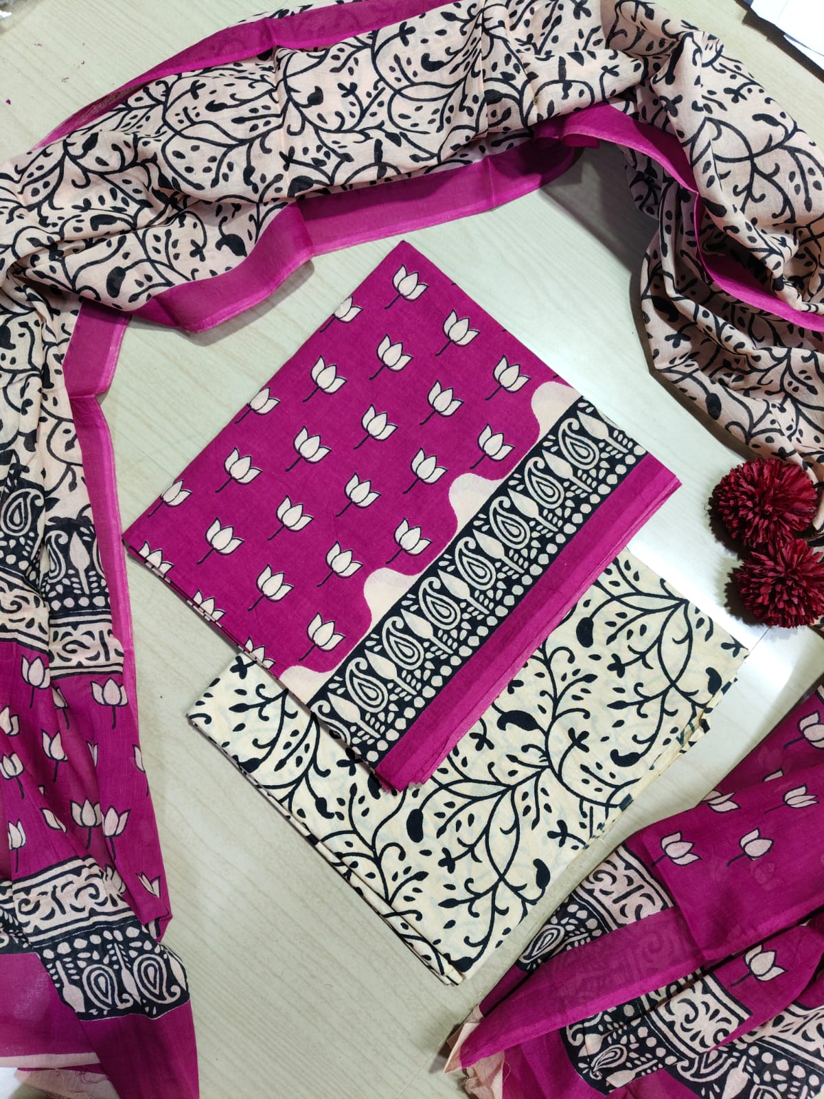 Premium Cotton Suits RS95
