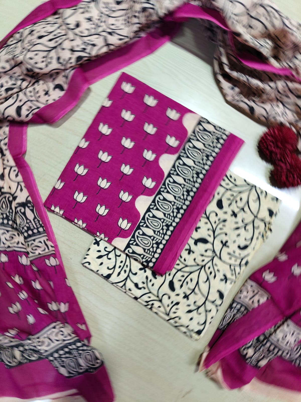 Premium Cotton Suits RS95