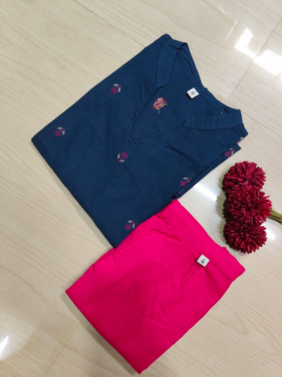 Short Kurthi With Pant  SKP31