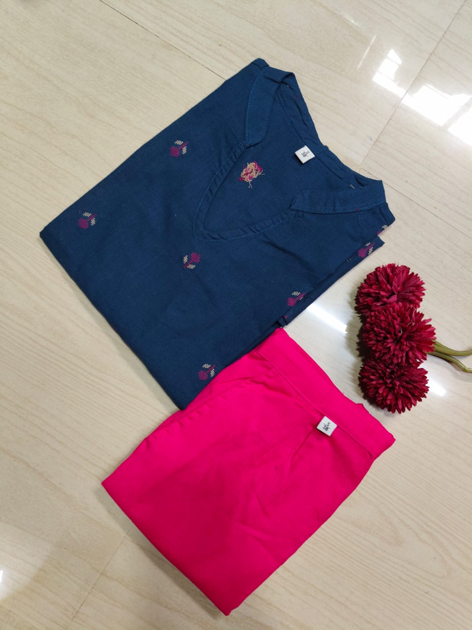 Short Kurthi With Pant  SKP31