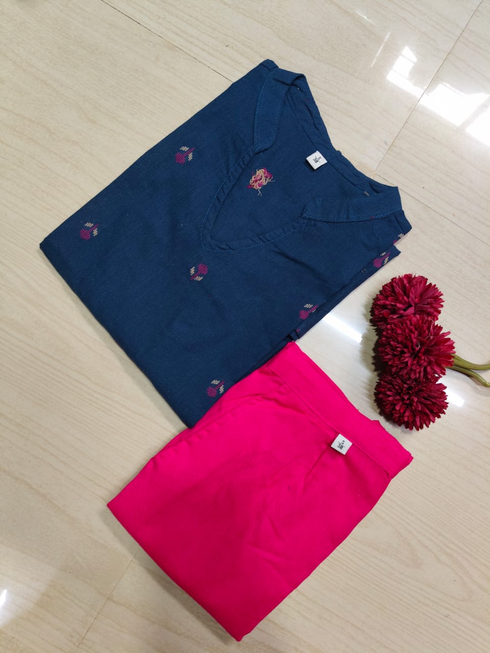 Short Kurthi With Pant  SKP31