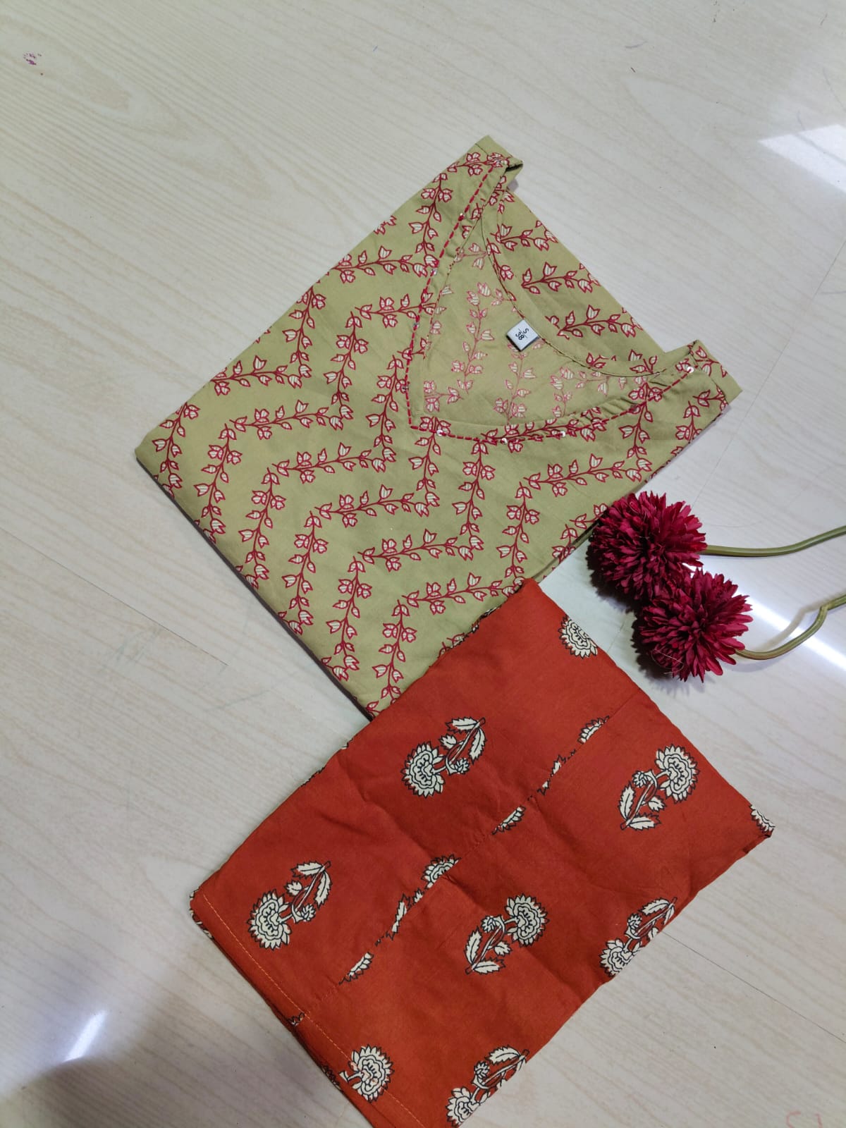 Short Kurthi With Pant  SKP18