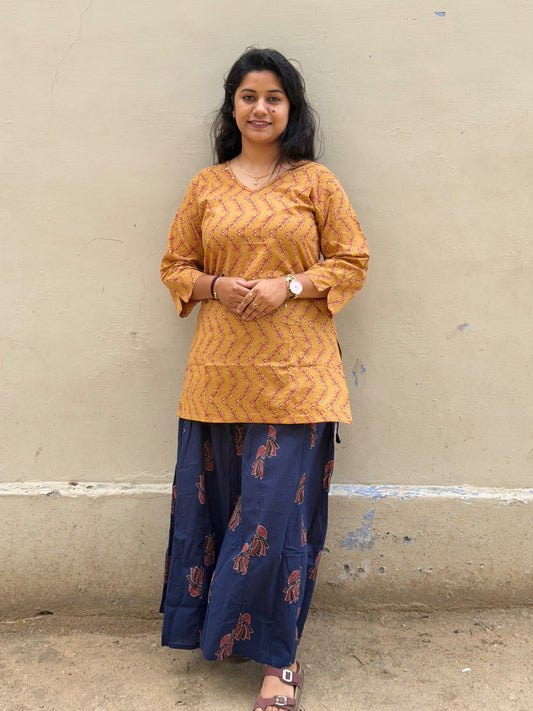 Short Kurthi With Pant  SKP14