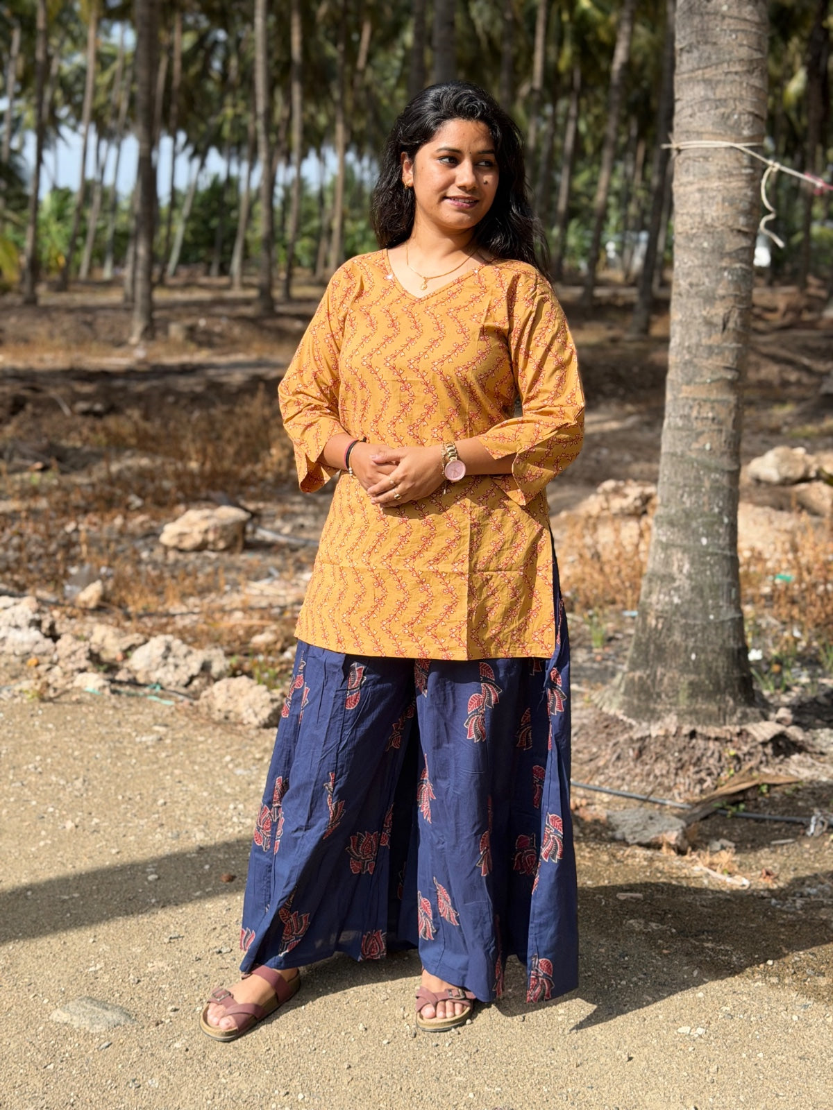 Short Kurthi With Pant  SKP14