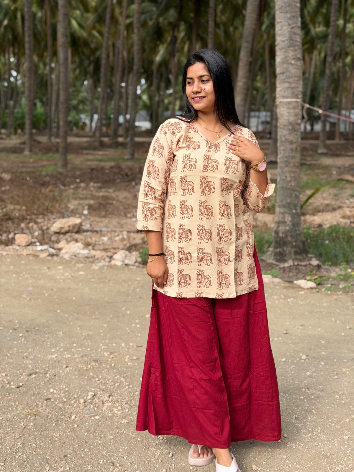 Short Kurthi With Pant  SKP12