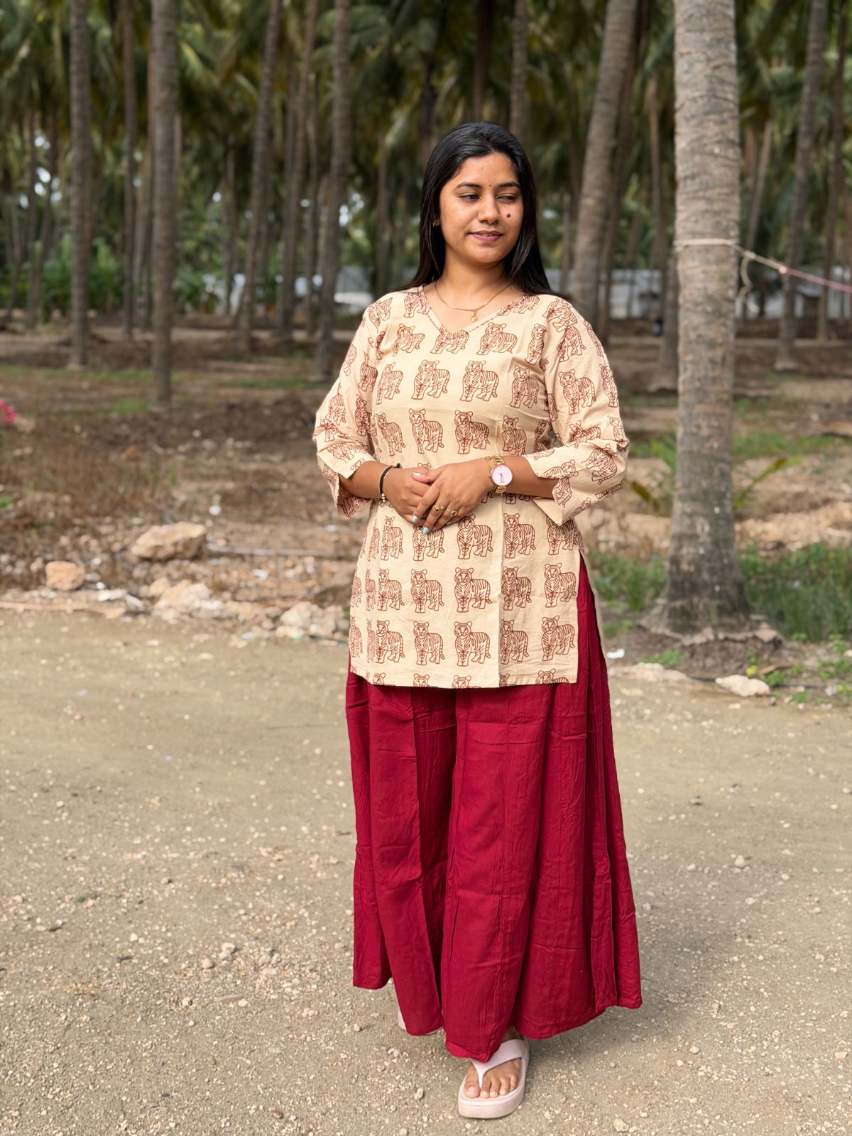 Short Kurthi With Pant  SKP12