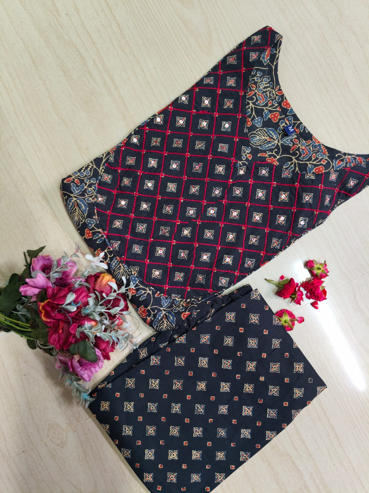 V neck Kurthi with Pant  ALN54