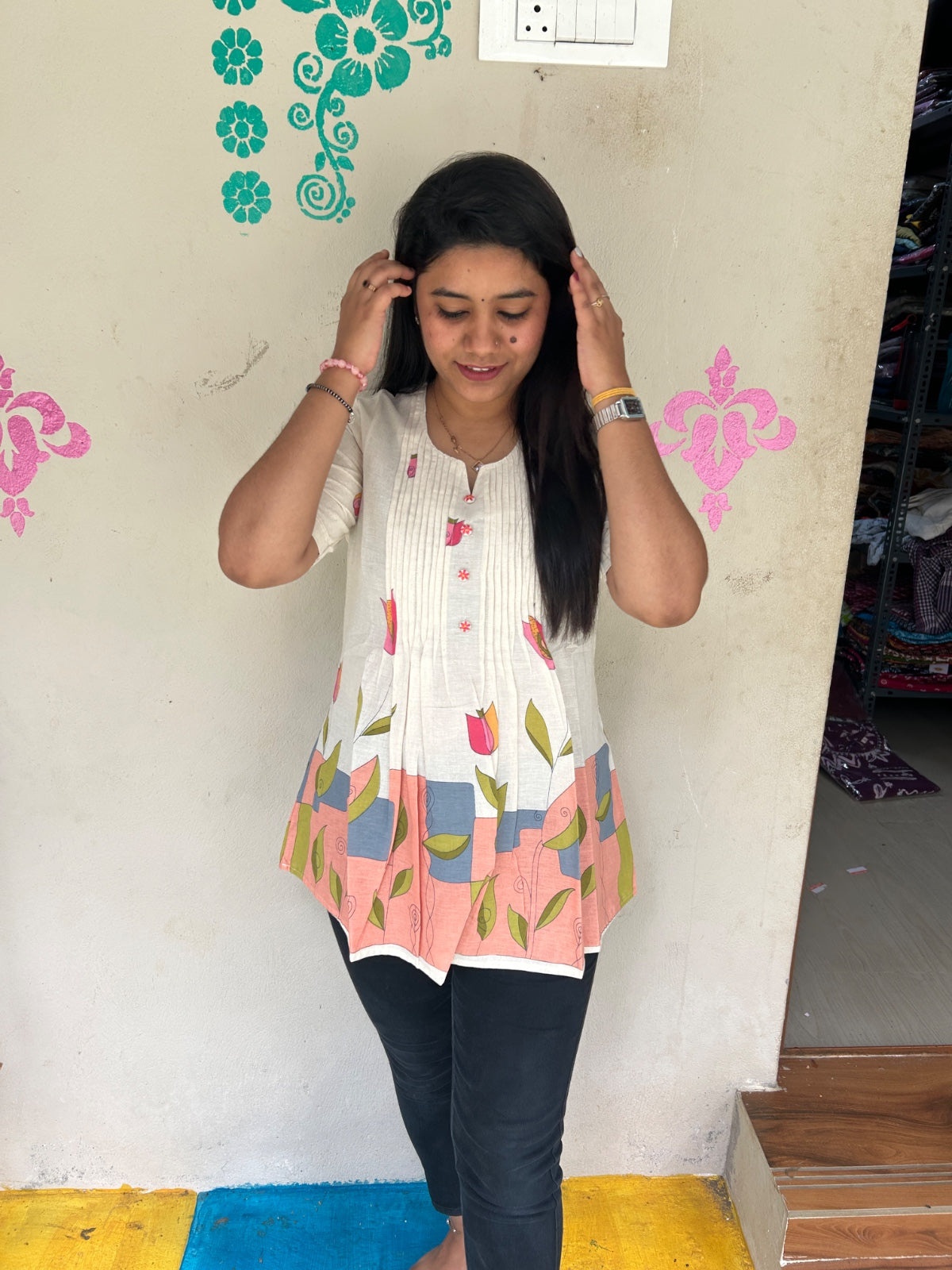 Short Kurti SK209