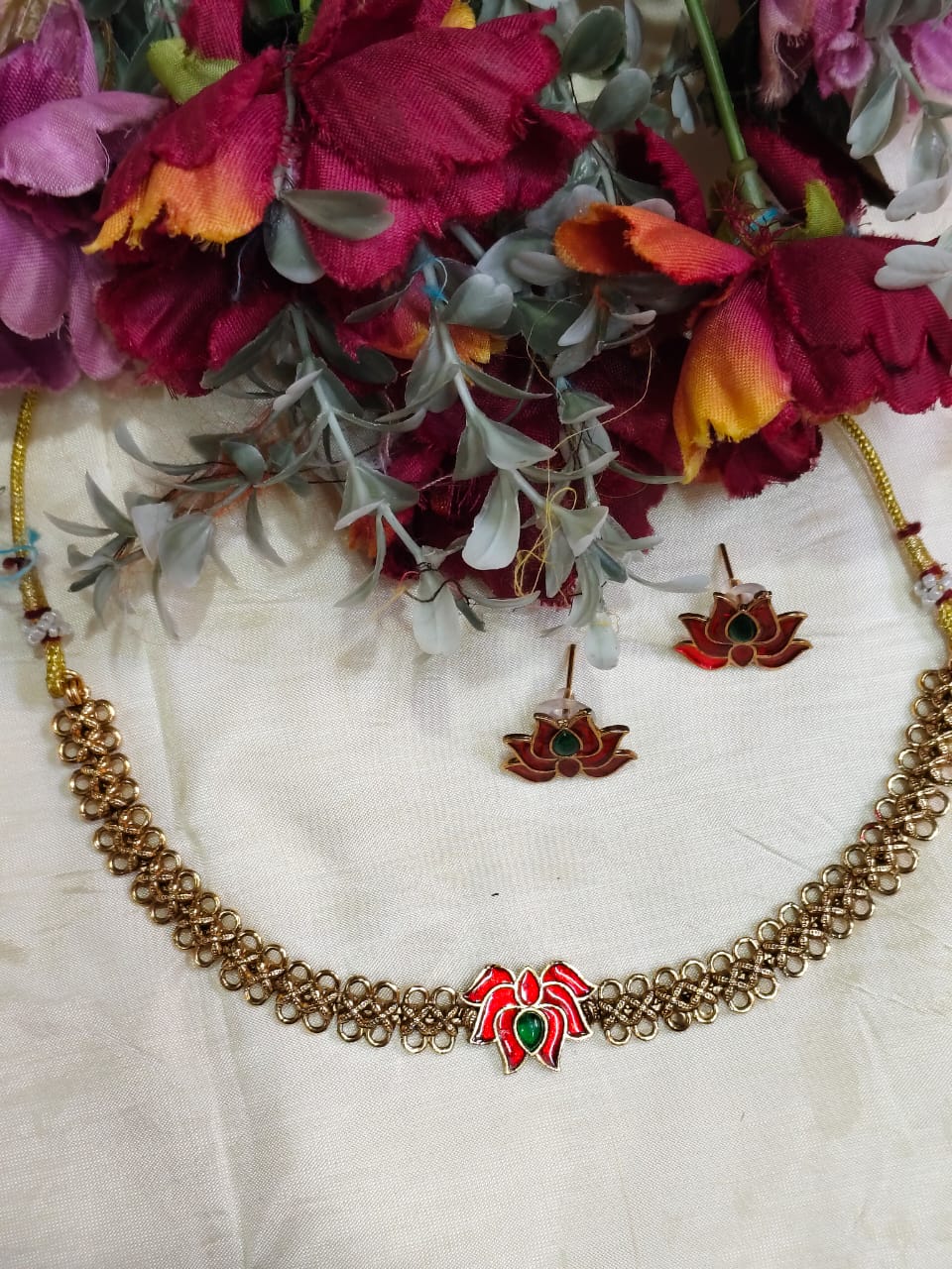 Necklace & Chains NC04