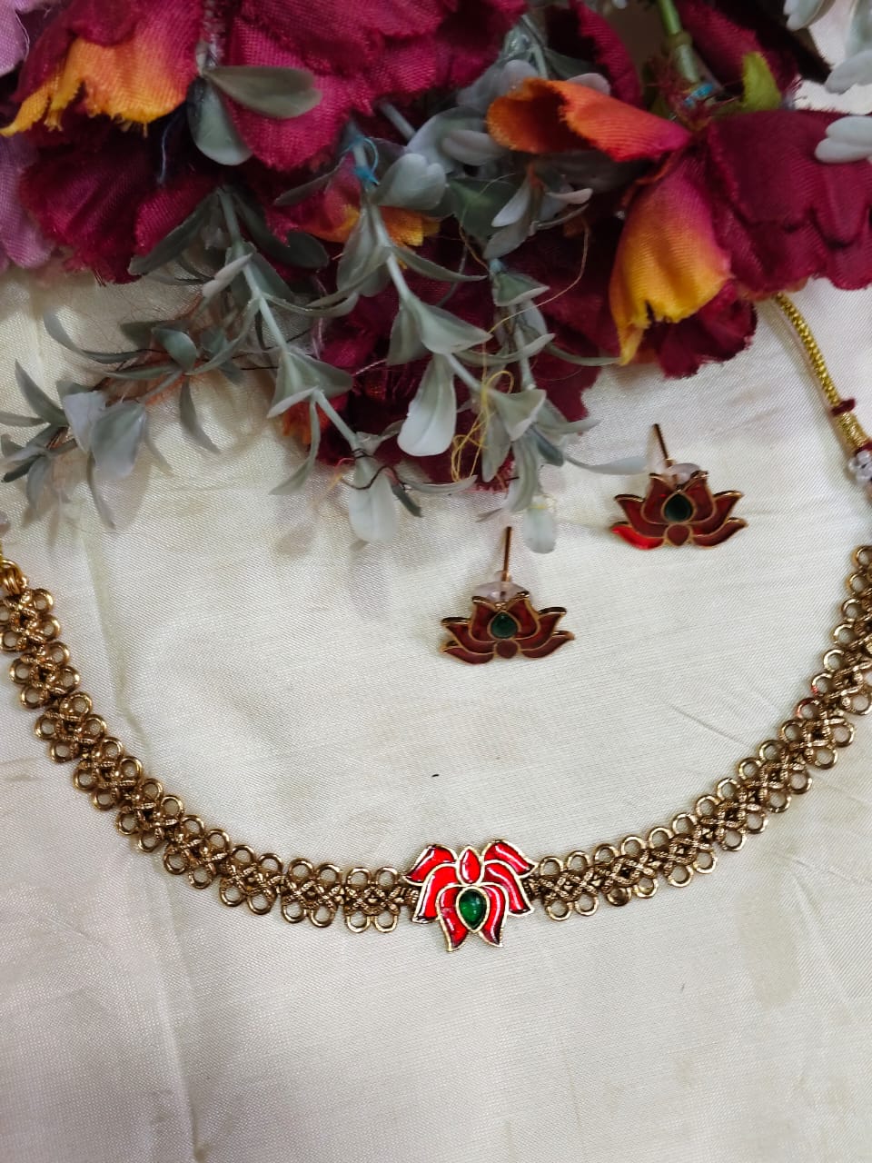 Necklace & Chains NC04