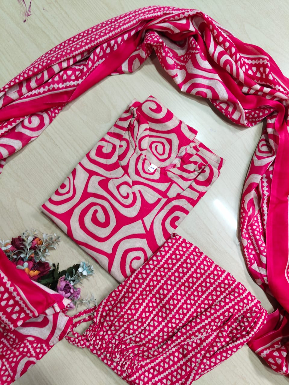 Kurti with Pant and Linen Dupatta sets - KPL37