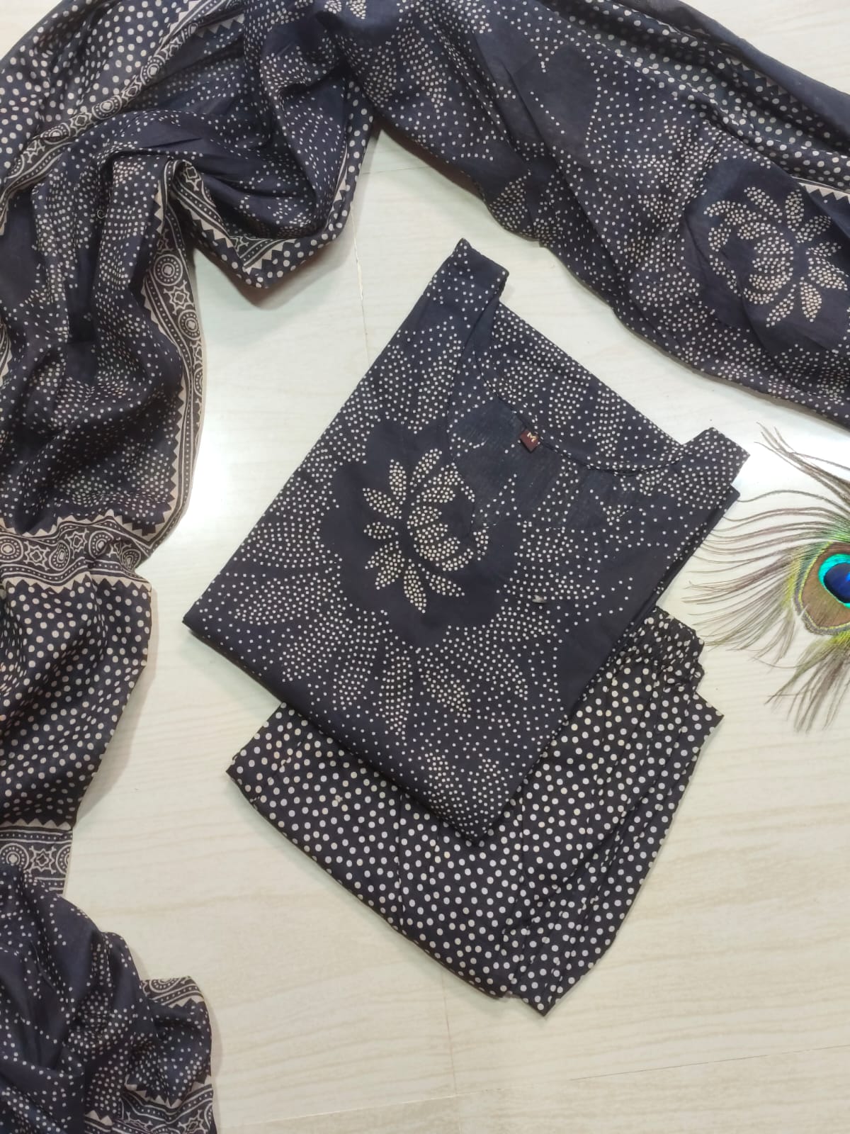 Petals Dupatta Sets  FDS178