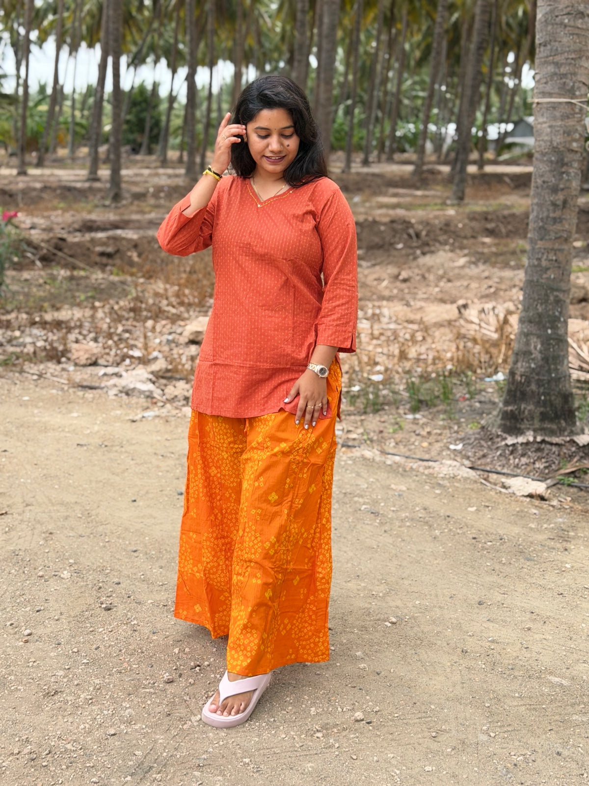 Short Kurthi With Pant  SKP02