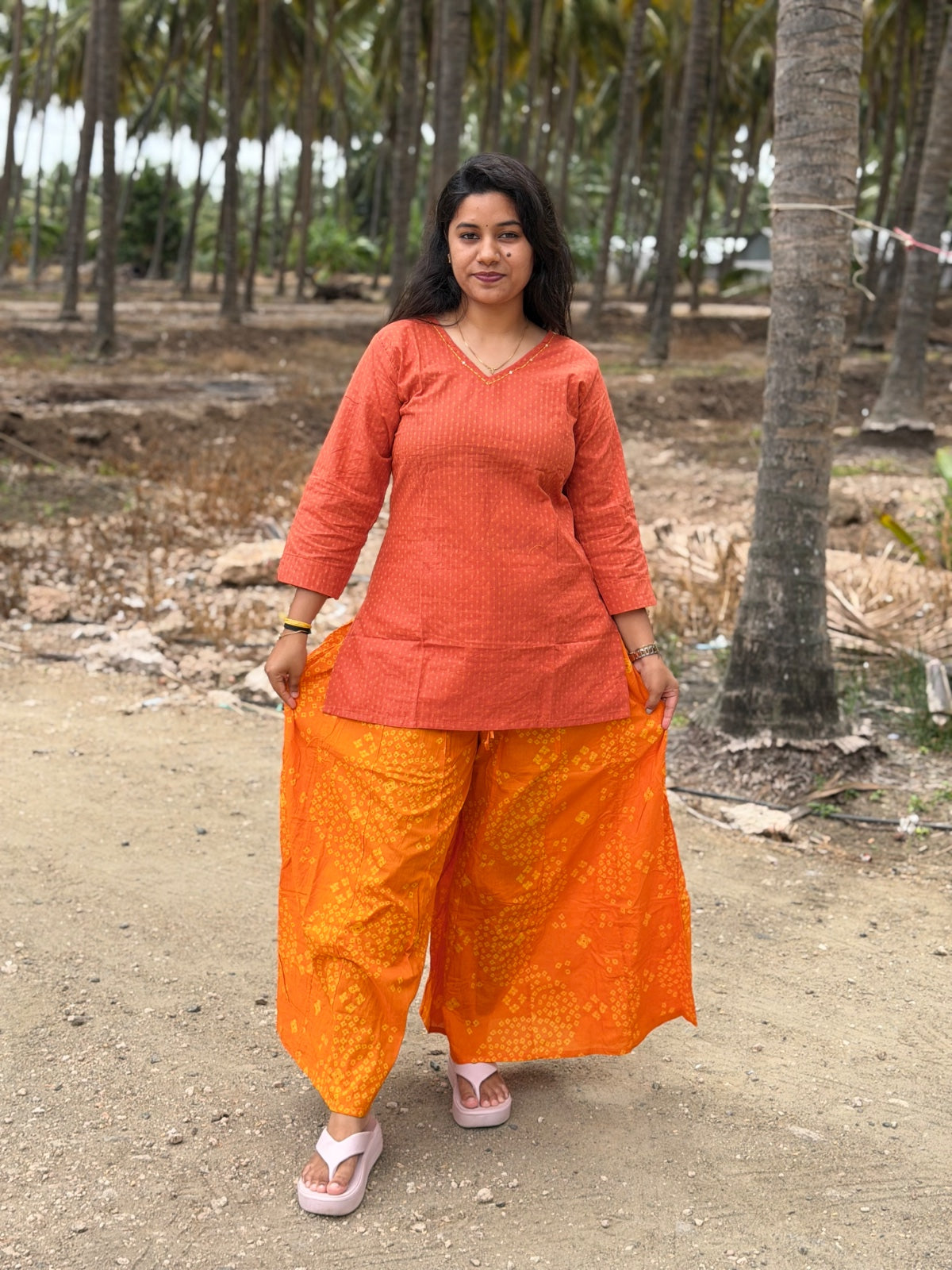 Short Kurthi With Pant  SKP02